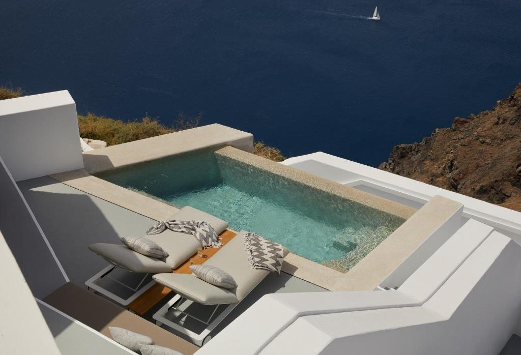 Grace Hotel Santorini Infinity Pool